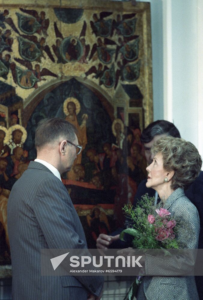 Official visit by US President Ronald Reagan to Soviet Union