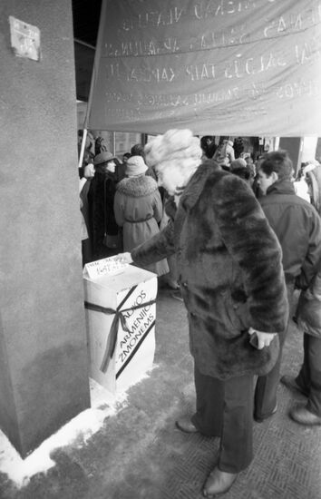 Union republics help Armenia
