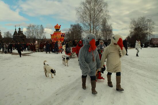 Maslenitsa celebrations in Suzdal