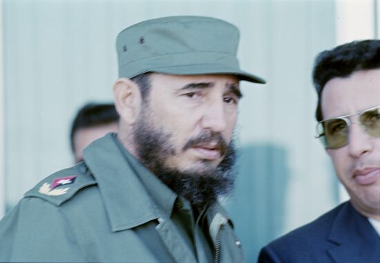 Leonid Brezhnev visits Cuba