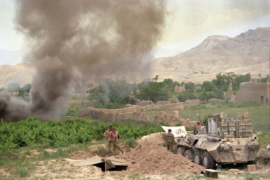 Soviet forces withdraw from Afghanistan