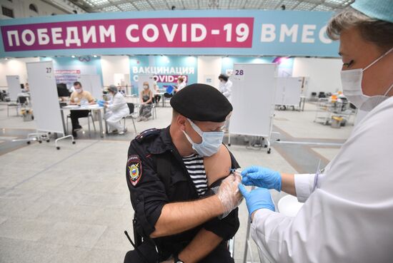 Russia Coronavirus Vaccination