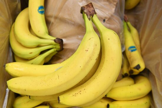 Selling bananas in Moscow