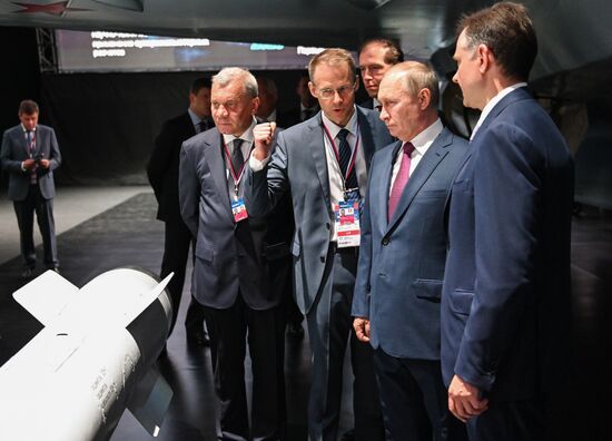 Russia Putin MAKS Airshow Opening