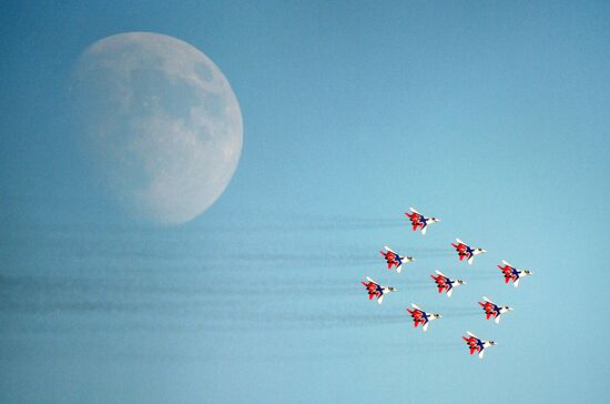 Russia MAKS Airshow Flight Program