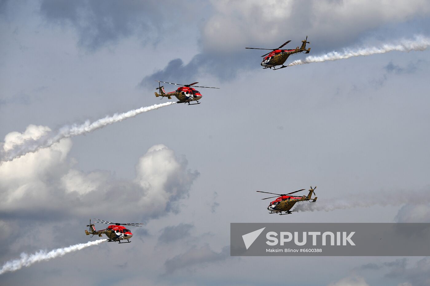 Russia MAKS Airshow Flight Program