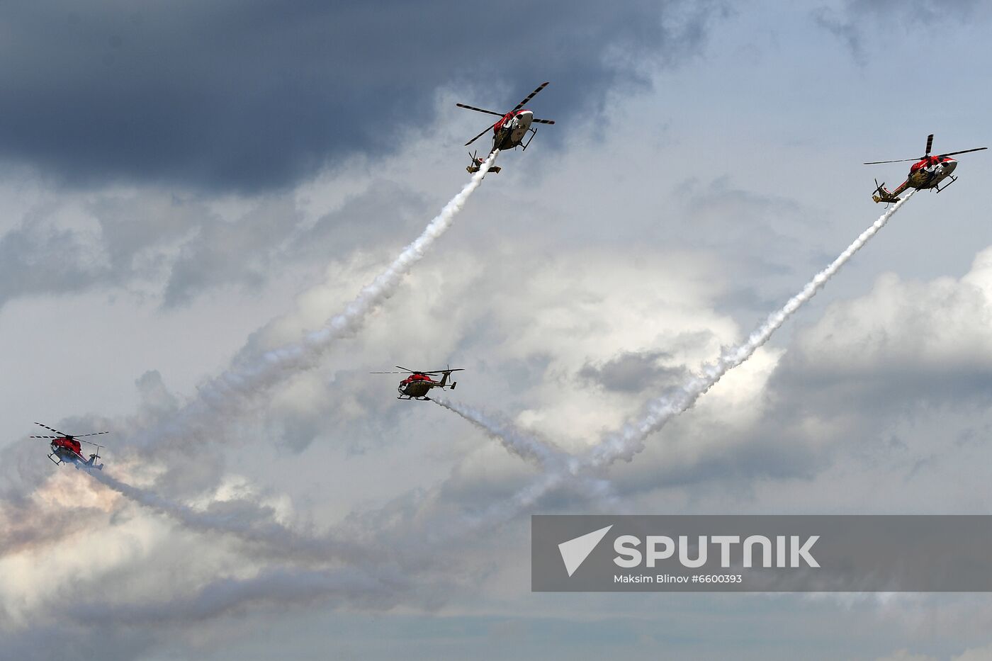 Russia MAKS Airshow Flight Program