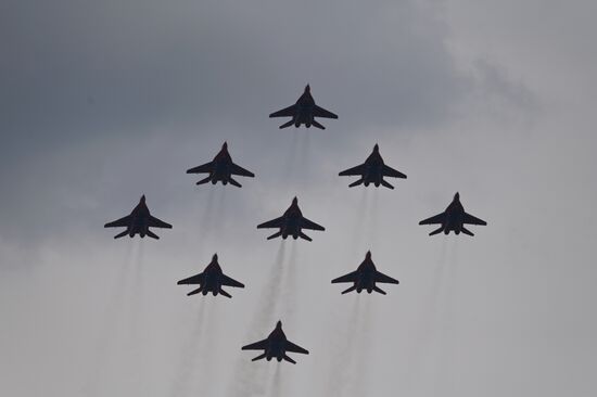 Russia MAKS Airshow Flight Program