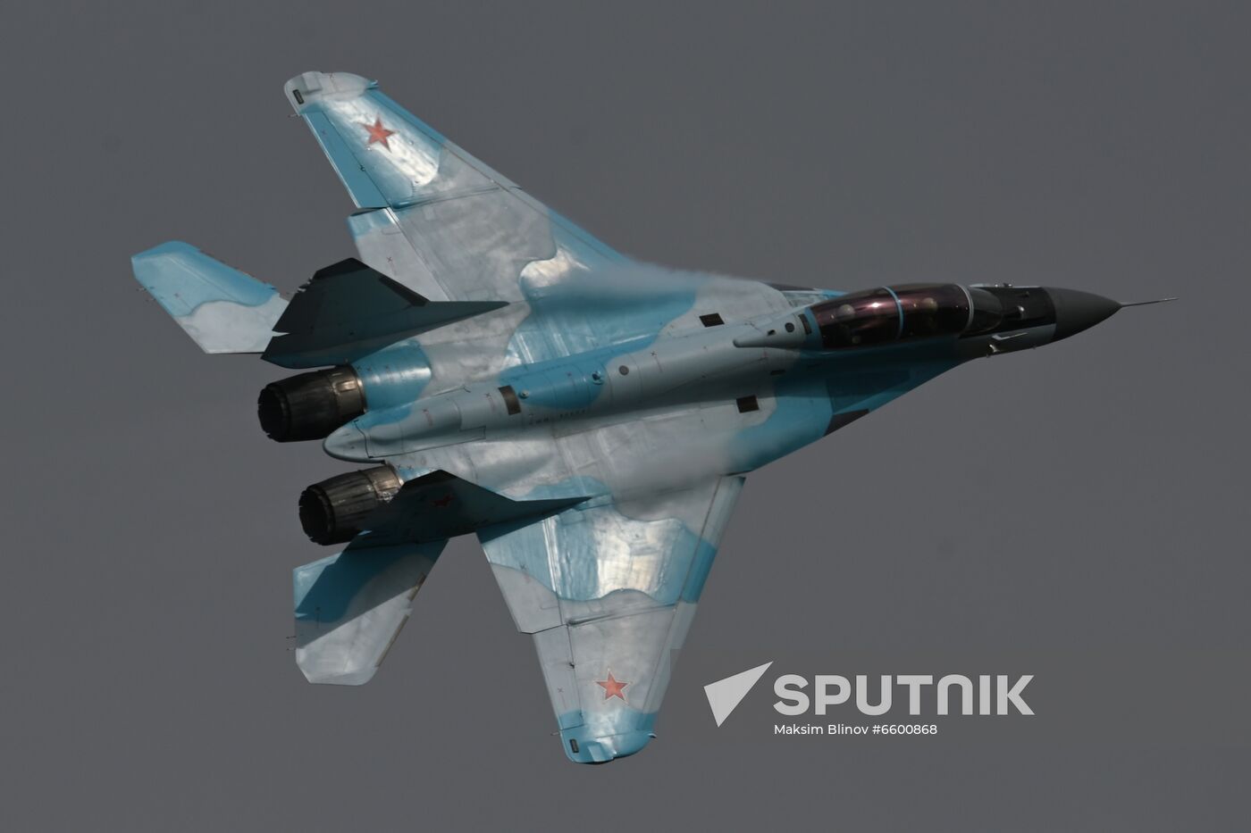 Russia MAKS Airshow Flight Program