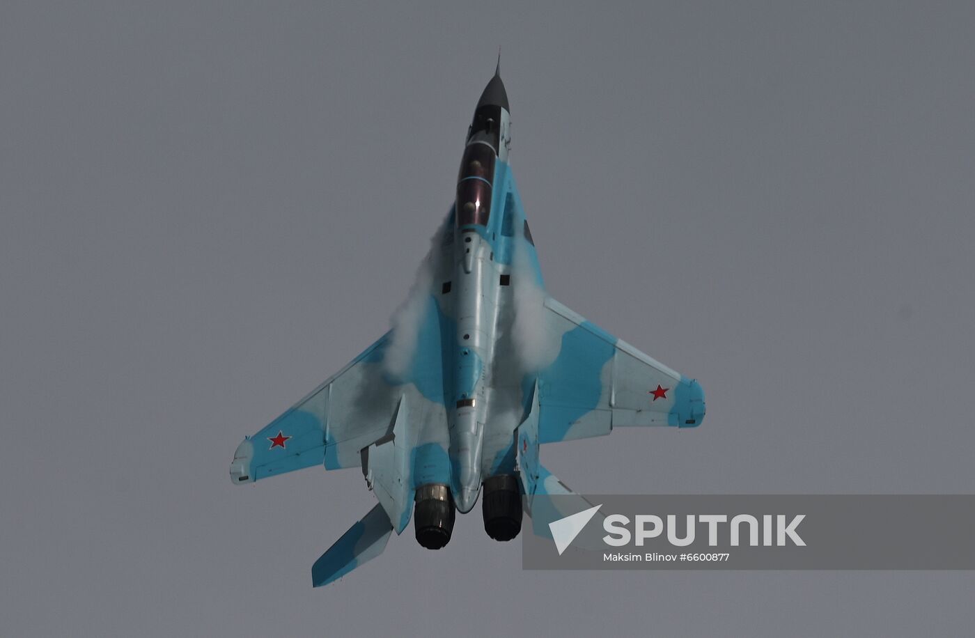 Russia MAKS Airshow Flight Program