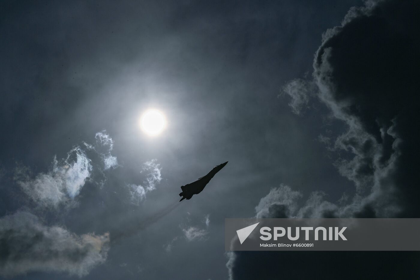 Russia MAKS Airshow Flight Program