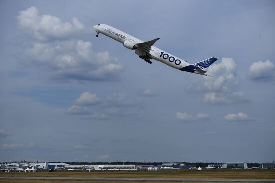 Russia MAKS Airshow Flight Program