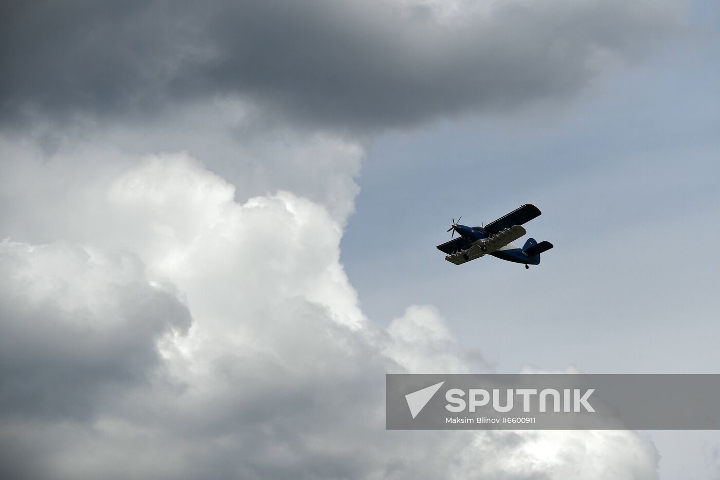 Russia MAKS Airshow Flight Program