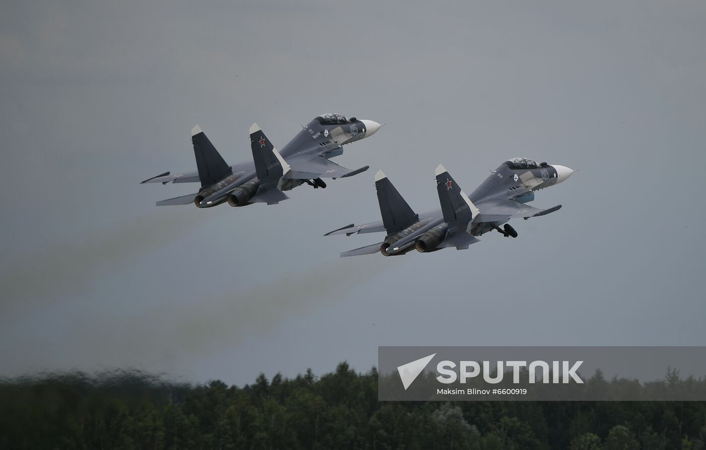 Russia MAKS Airshow Flight Program
