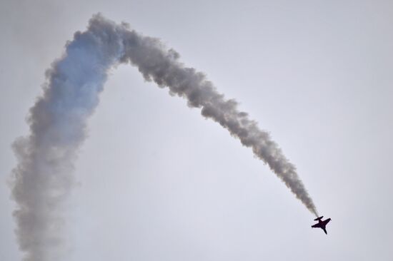 Russia MAKS Airshow Flight Program