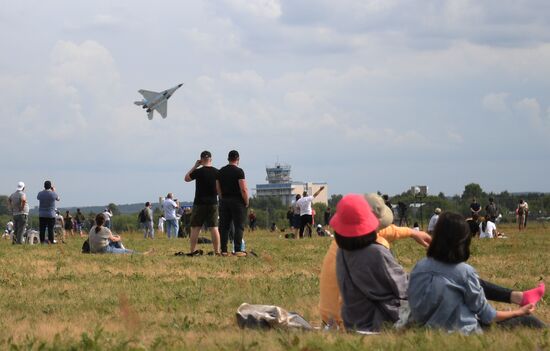 Russia MAKS Airshow Flight Program