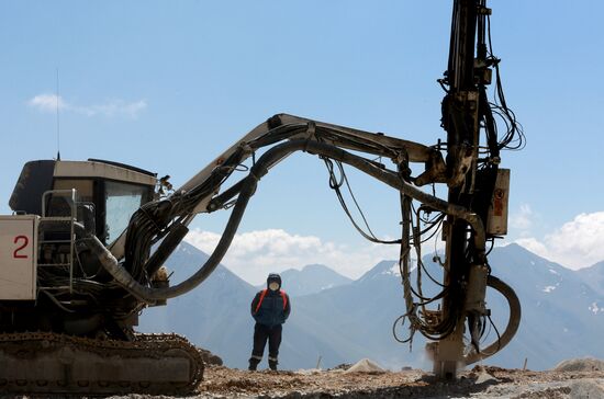 Kyrgyzstan Jerooy Gold Mine 