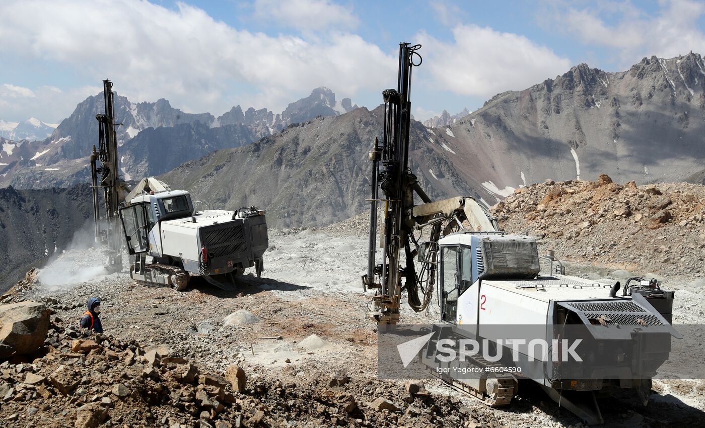 Kyrgyzstan Jerooy Gold Mine 