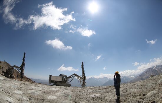 Kyrgyzstan Jerooy Gold Mine 