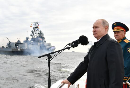 Russia Putin Main Navy Day Parade