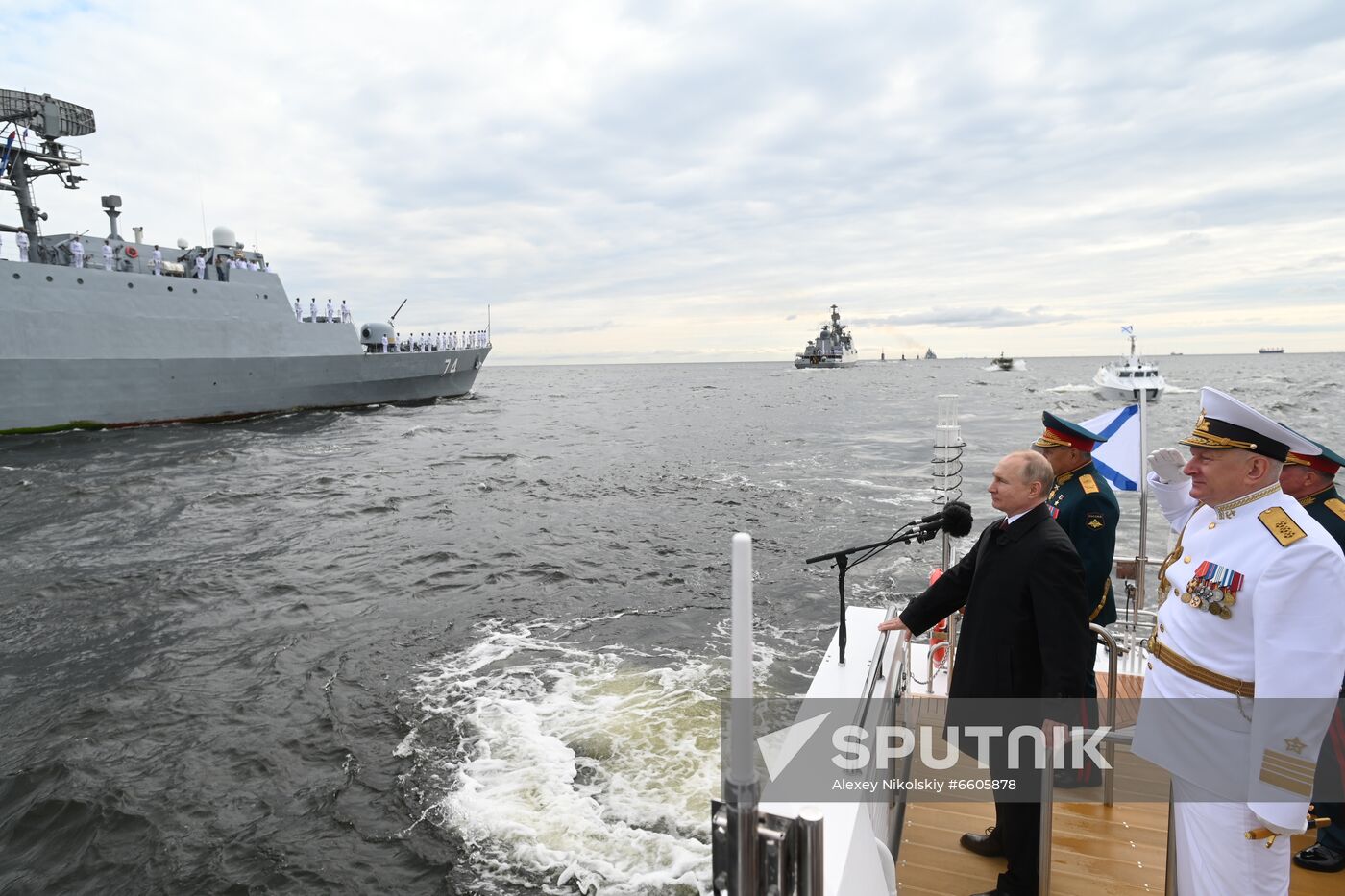 Russia Putin Main Navy Day Parade