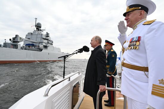 Russia Putin Main Navy Day Parade