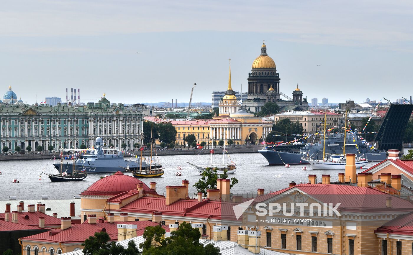 Russia Putin Main Navy Day Parade