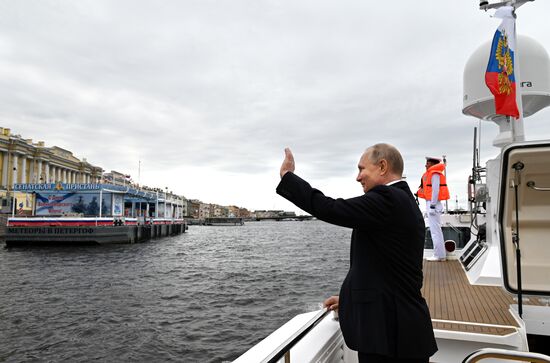 Russia Putin Main Navy Day Parade