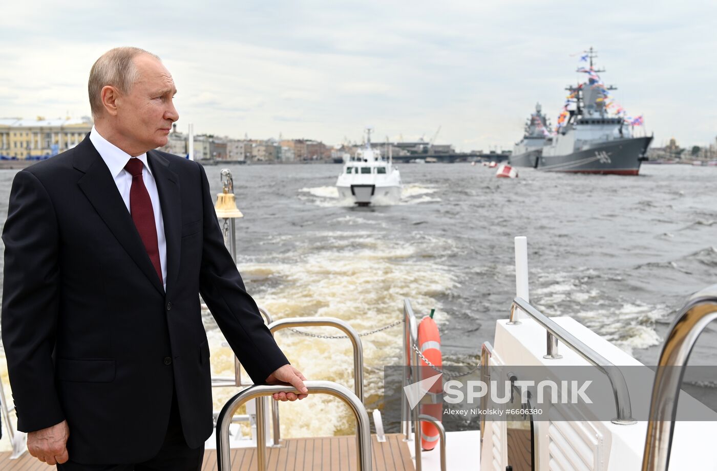 Russia Putin Main Navy Day Parade