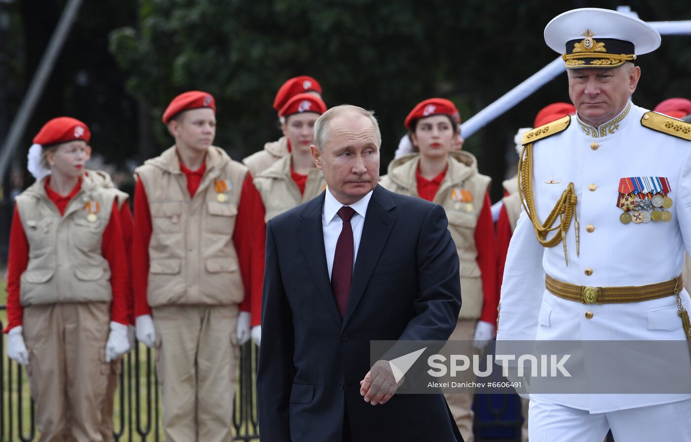 Russia Putin Main Navy Day Parade