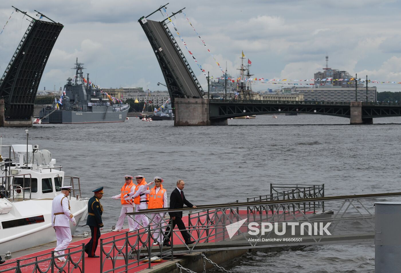 Russia Putin Main Navy Day Parade