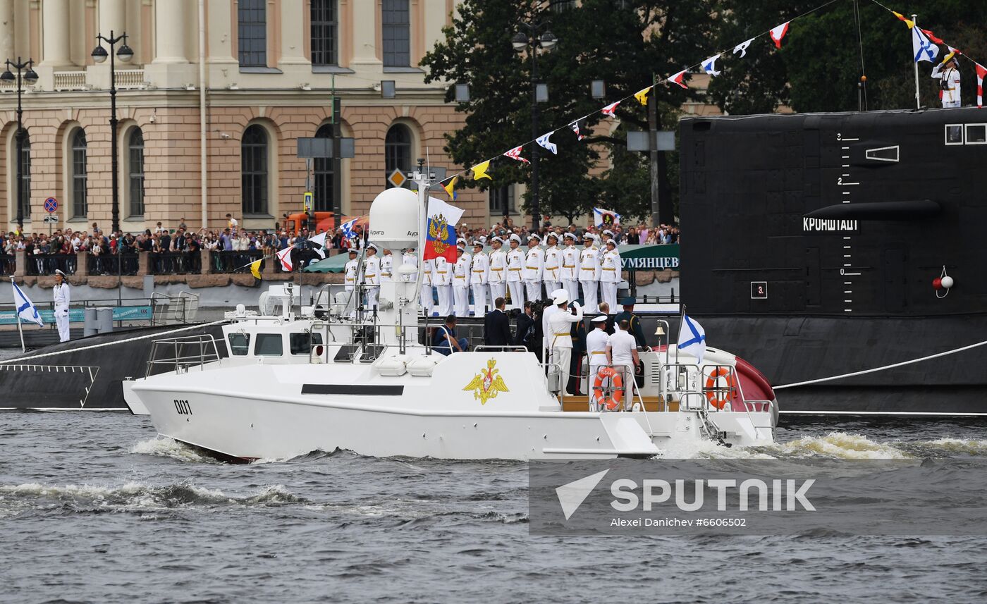 Russia Putin Main Navy Day Parade