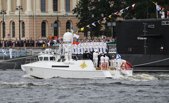 Russia Putin Main Navy Day Parade
