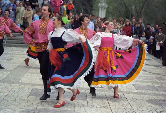Pravda newspaper's second festival