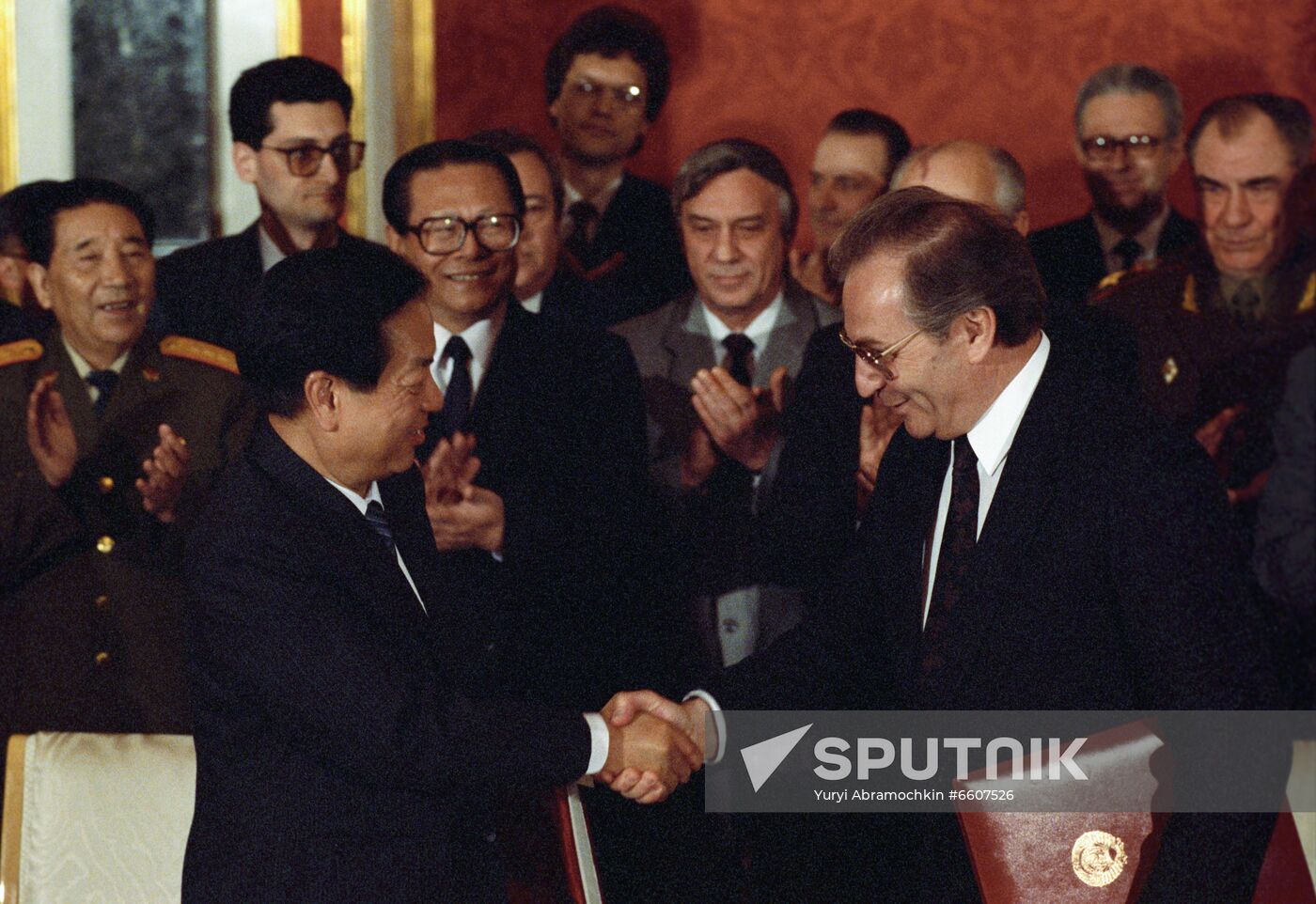 Jiang Zemin visits USSR