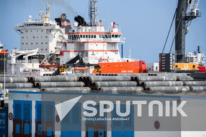 Pipes for the Nord Stream 2 Baltic Sea gas pipeline are seen at the port of Mukran on the Rugen island, in Mecklenburg-West Pomerania, Germany. Location: Germany. Author: Dmitrij Leltschuk/Sputnik. Germany Nord Stream Gas Pipeline
