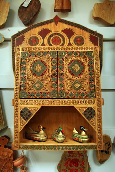 Skaz arts and crafts cooperative in Tarusa