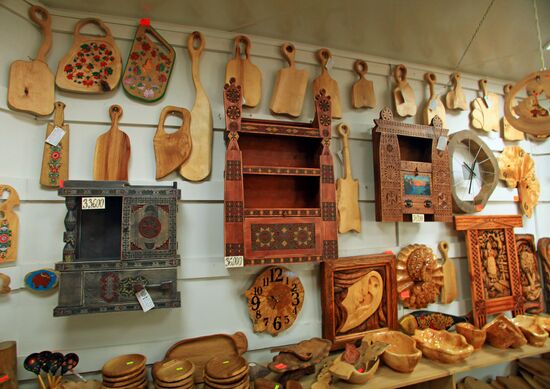 Skaz arts and crafts cooperative in Tarusa