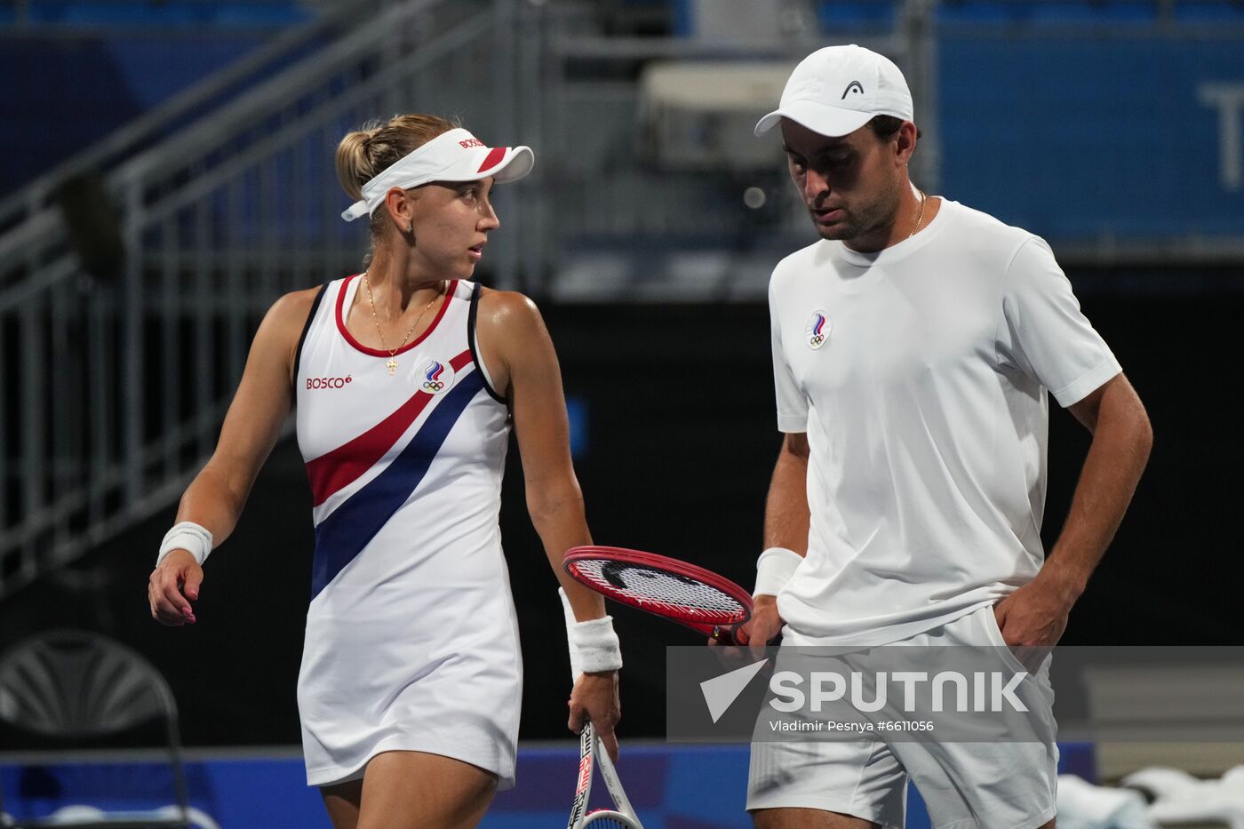Japan Olympics 2020 Tennis Mixed Doubles Vesnina/Karatsev - Swiatek/Kubot