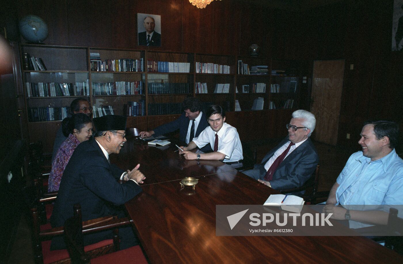 Publisher and editor-in-chief of Indonesian newspaper Merdeka visits Moscow