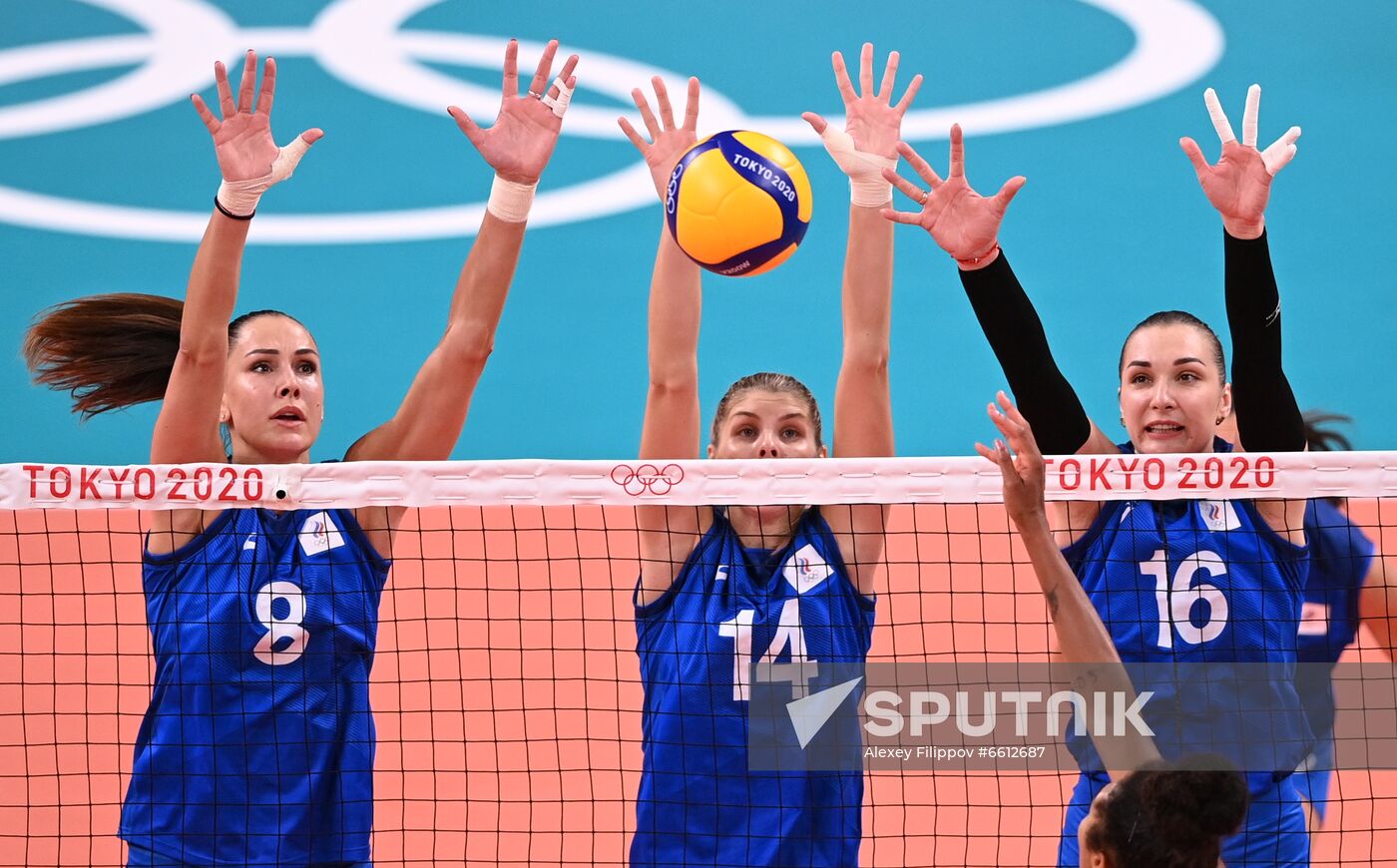 Japan Olympics 2020 Volleyball Women US - ROC