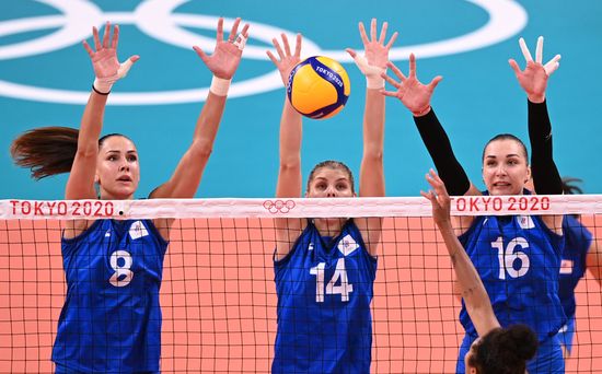 Japan Olympics 2020 Volleyball Women US - ROC