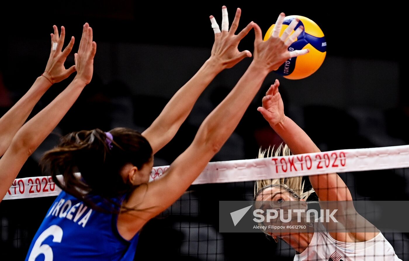 Japan Olympics 2020 Volleyball Women US - ROC