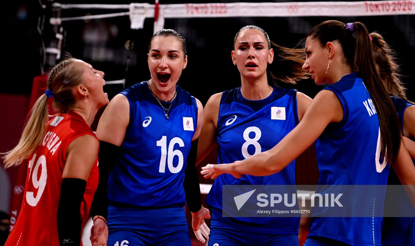 Japan Olympics 2020 Volleyball Women US - ROC