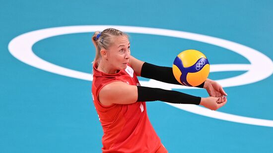 Japan Olympics 2020 Volleyball Women US - ROC
