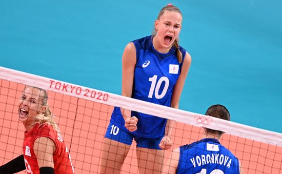 Japan Olympics 2020 Volleyball Women US - ROC