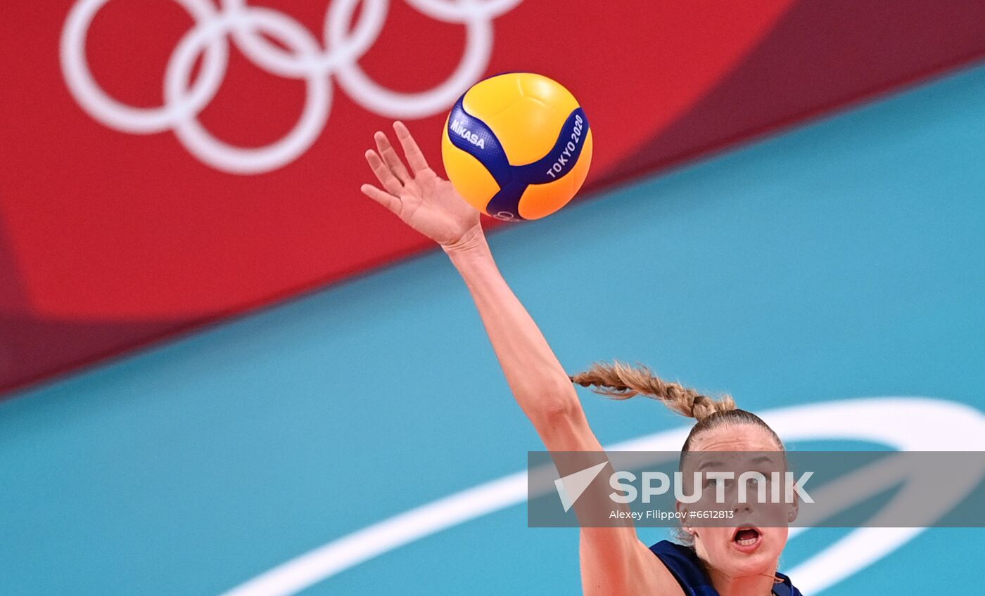 Japan Olympics 2020 Volleyball Women US - ROC