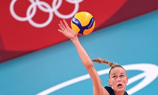 Japan Olympics 2020 Volleyball Women US - ROC