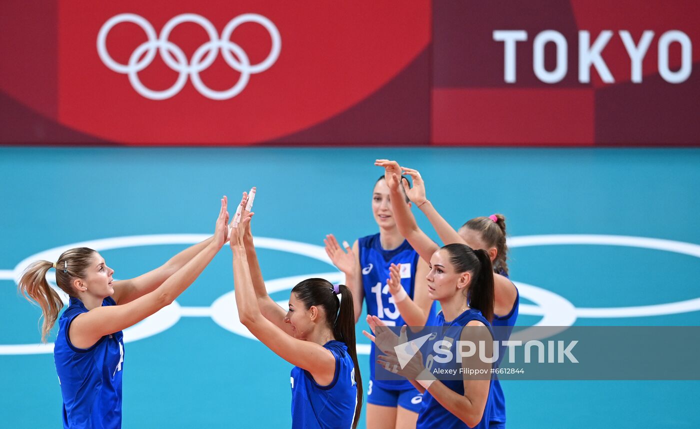 Japan Olympics 2020 Volleyball Women US - ROC