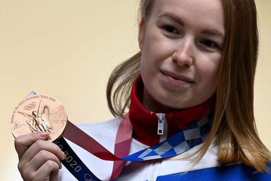 Japan Olympics 2020 Shooting Rifle 3 Positions Women